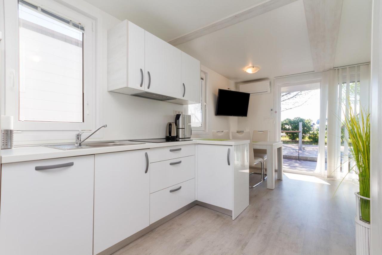 דירות Bamboo Floating House בפורטורוז מראה חיצוני תמונה